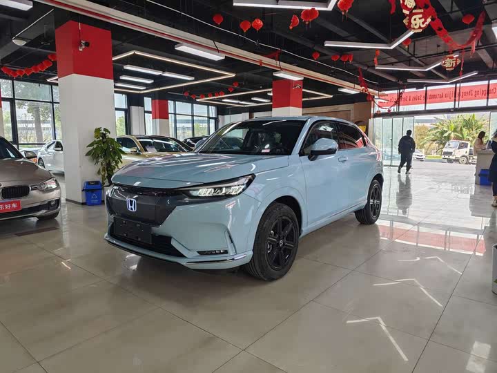 Honda E:np1