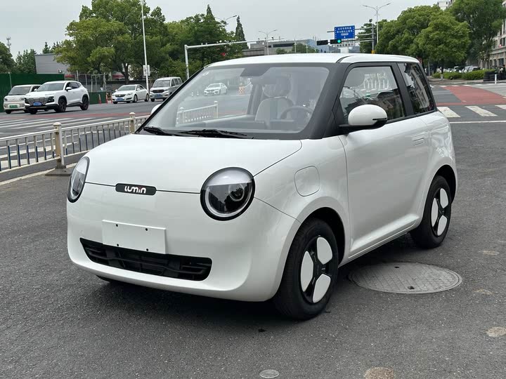 720x540_0_q87_c42_autohomecar__ChxkPmgWGG-Ae7keAAwv5hEbf8E074.jpg